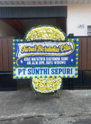 Papan Bunga Duka di Banyumurni