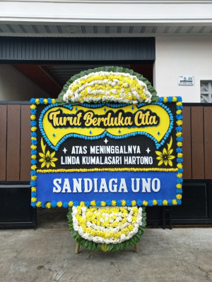 Papan Bunga Duka di Banyumurni